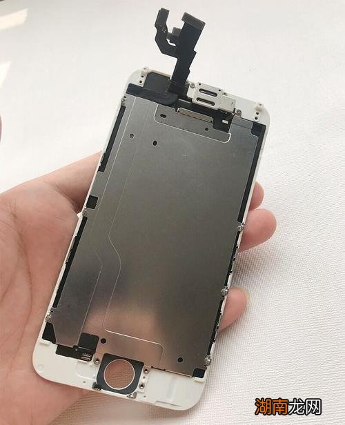 苹果6s千万别换外屏贵吗