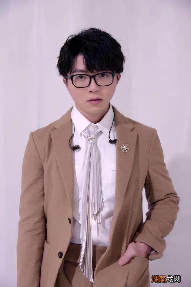 毛不易成名之前是做什么工作的 毛不易坎坷身世介绍