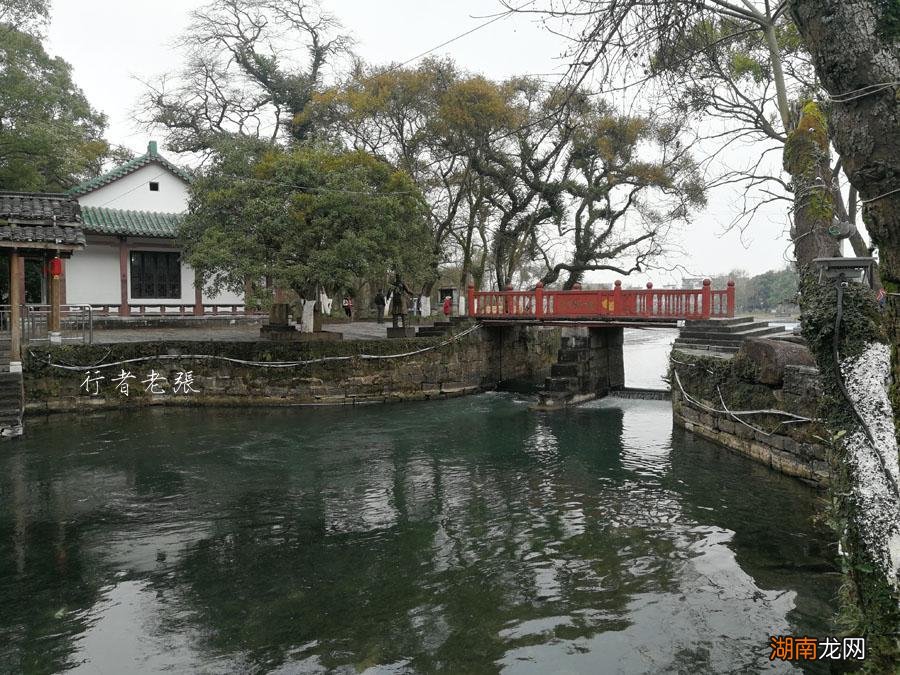 是什么人主持和修建了都江堰 都江堰修建于什么时期