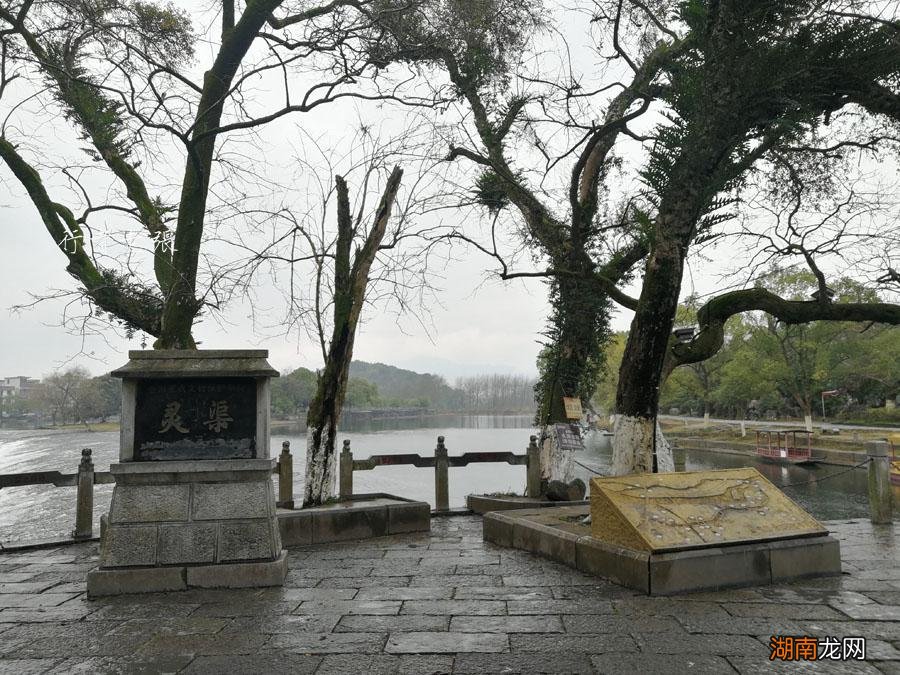 是什么人主持和修建了都江堰 都江堰修建于什么时期