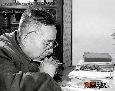 啼笑因缘主要内容其实一点也不搞笑 啼笑因缘小说简介