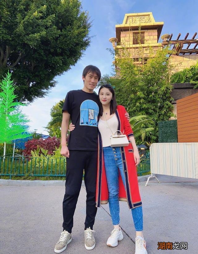 男足名宿杜威现状如何 足球运动员杜威个人简介