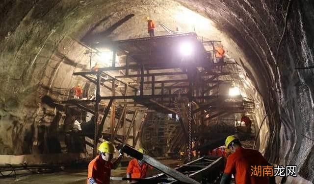 中国秦岭隧道全长98公里 全世界最长的隧道在哪里