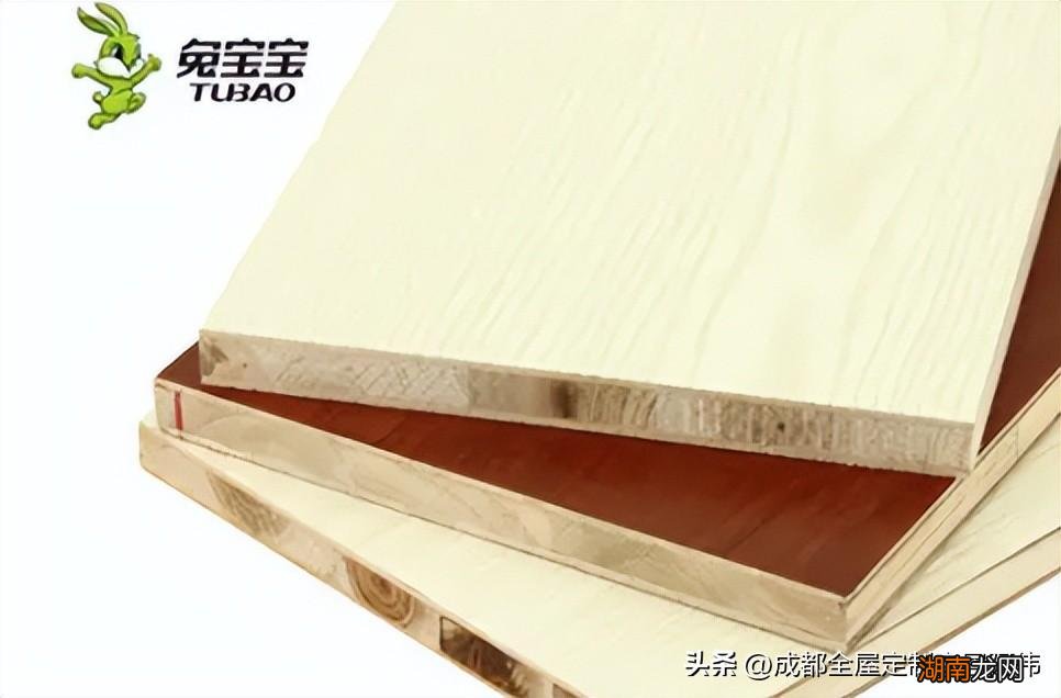 如何挑选板材的窍门 兔宝宝板材是什么材质做成的