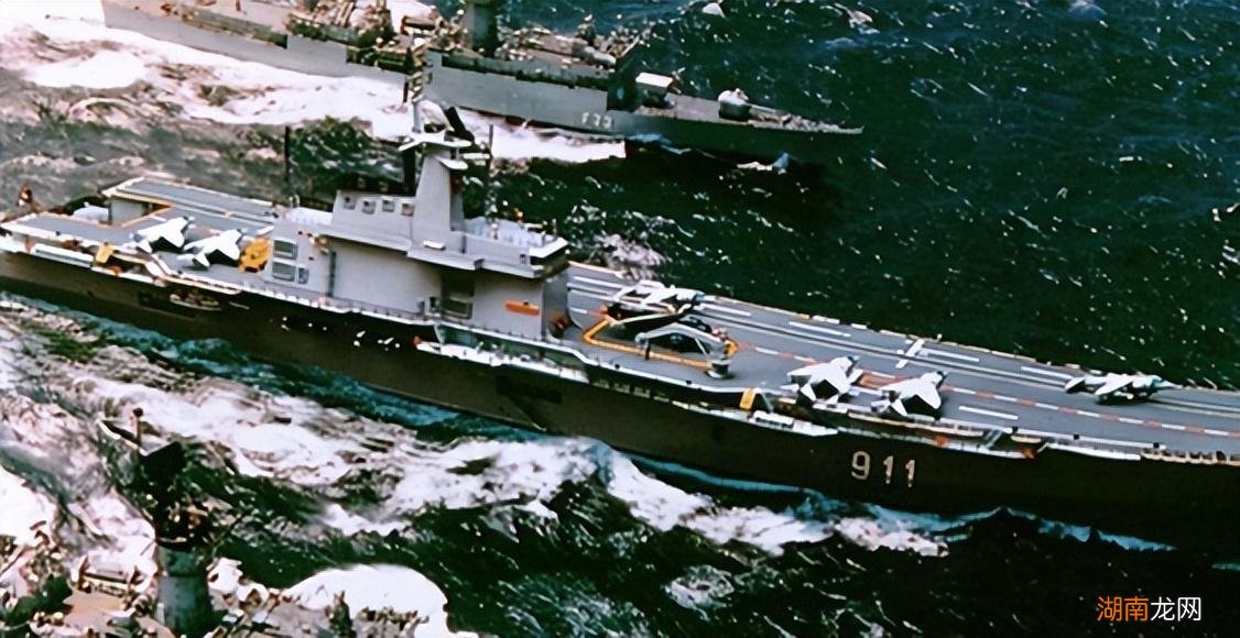 世界十大最强航母排行榜 全球航空母舰排名