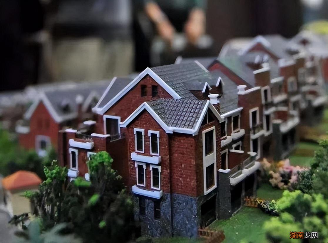 美国3.3亿人口消费比中国多的原因 美国人口总数量多少