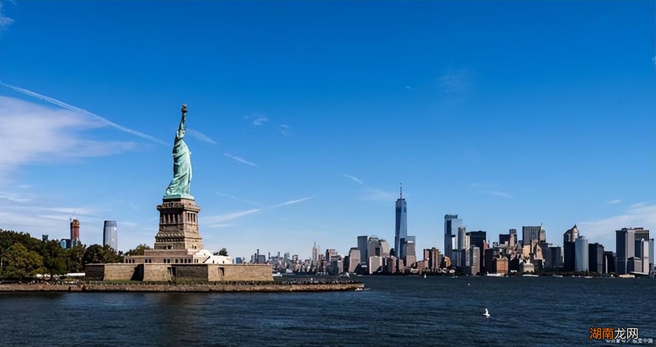 高46米的自由女神像耗时10年打造 自由女神像简介