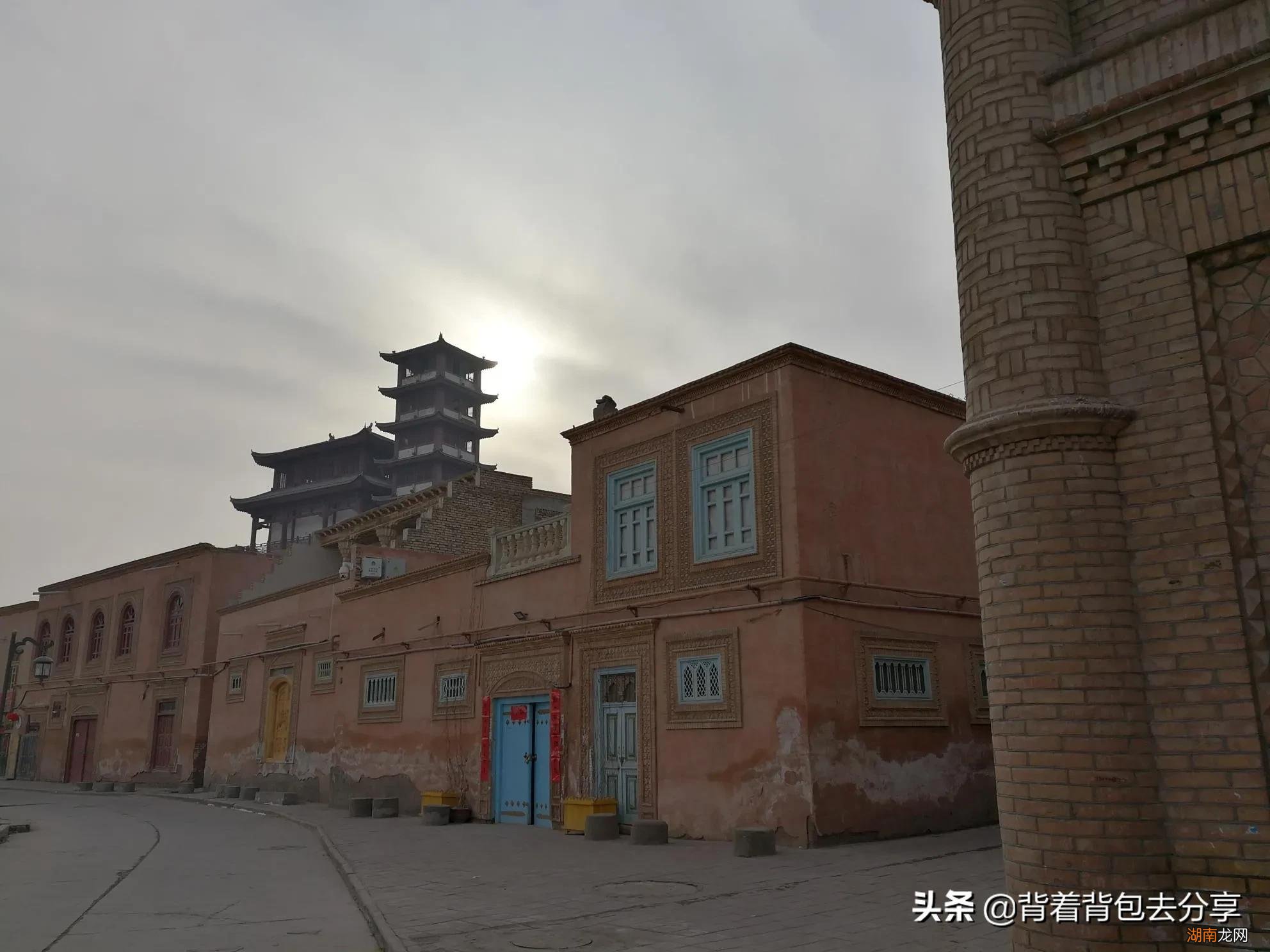 新疆必玩的十大著名景点推荐 新疆十大著名景点排行