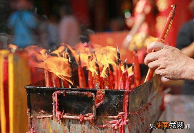 祭拜用香有什么意义 中国祭祀文化为什么要用香祭祀