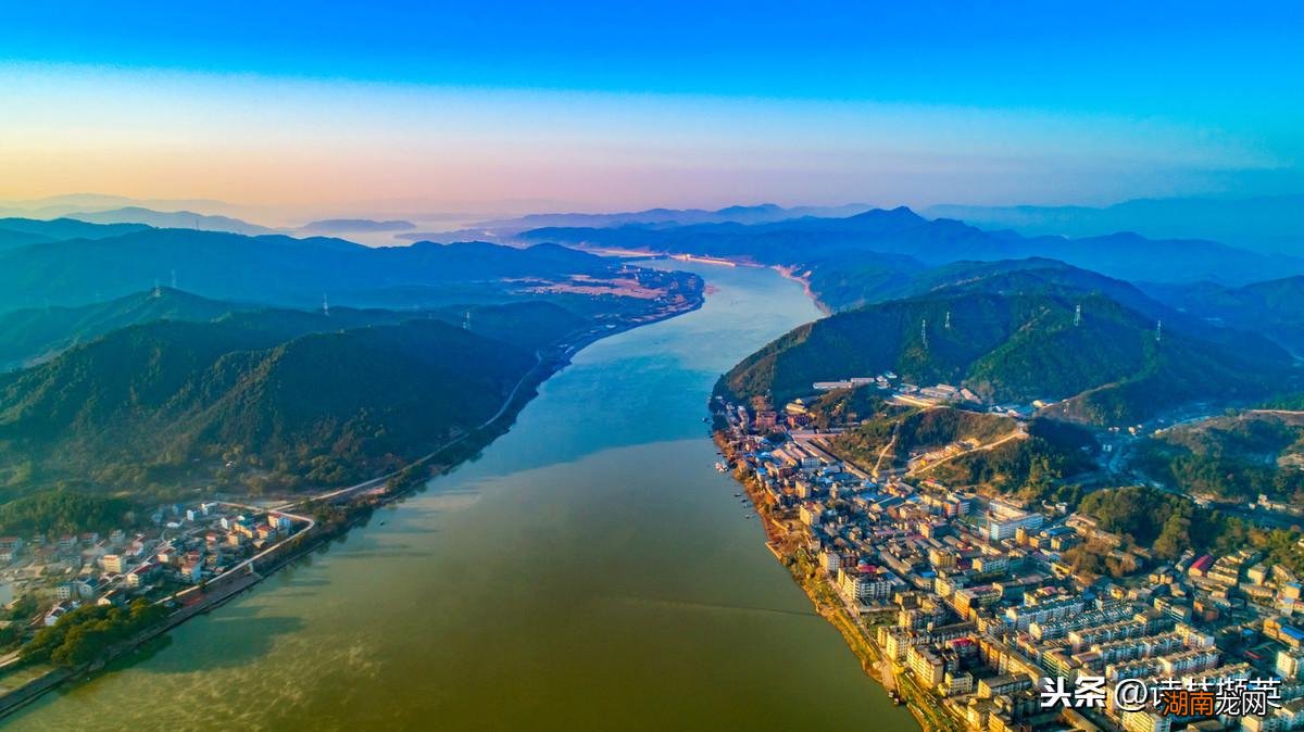 带江字的古诗词70句 含江字的诗句大全集