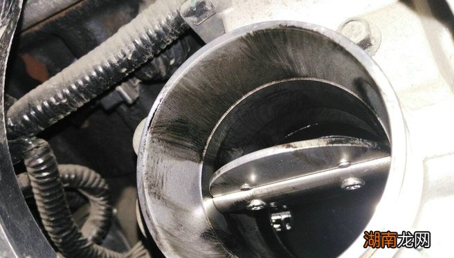 汽车节气门怎么清洗