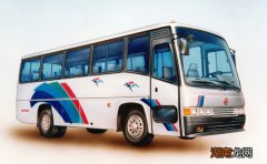 中型客车核载多少人