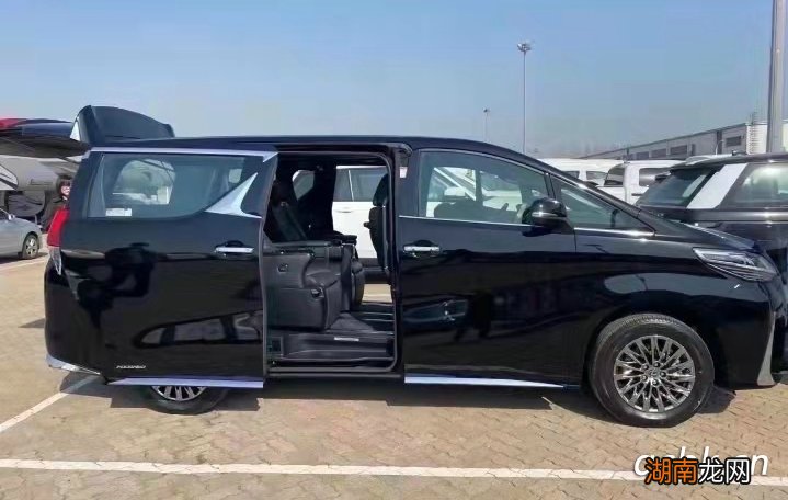 lm商务车多少钱一辆