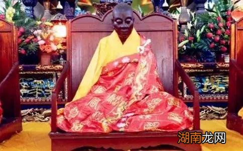 禅宗衣钵传给六祖惠能大师就不再传 禅宗六祖为什么不传了