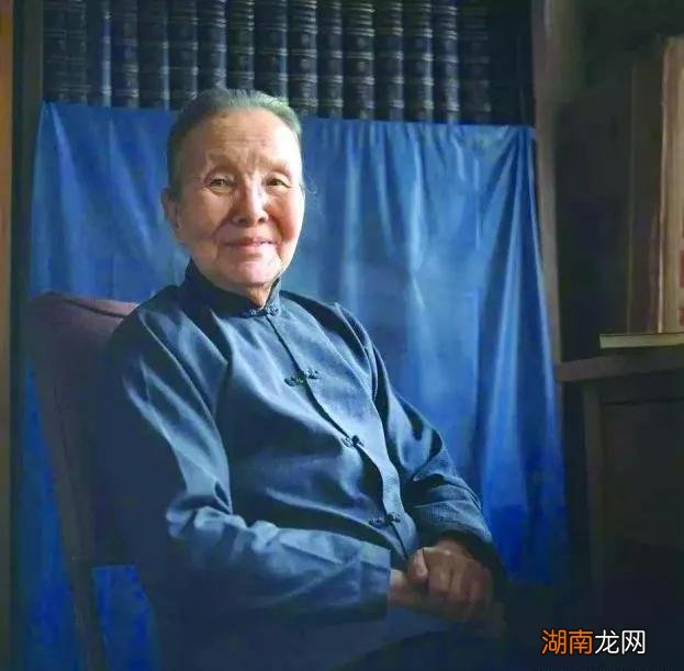 冰心的作品不怎么受待见吗 为什么冰心不受欢迎的原因