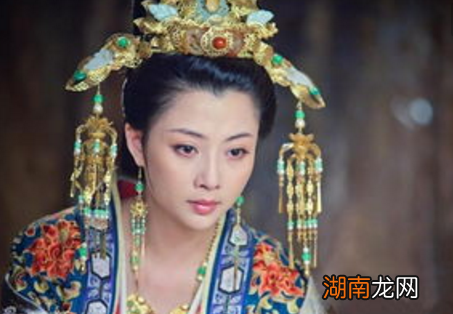 短短四句却将天下男儿骂了一遍 述国亡诗花蕊夫人赏析