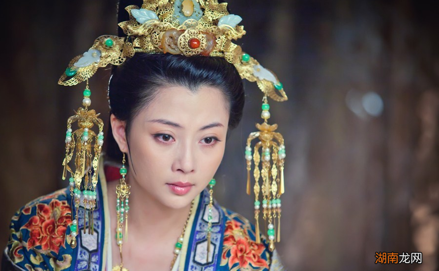 短短四句却将天下男儿骂了一遍 述国亡诗花蕊夫人赏析