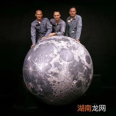 人类首次登月的三个宇航员 世界上第一个登月的人是谁