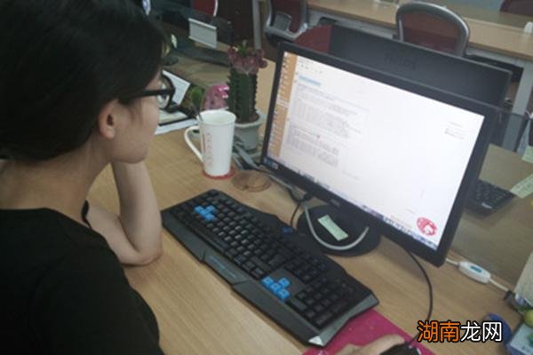 我国女性平均预期寿命比男性长 为什么女人比男人长寿