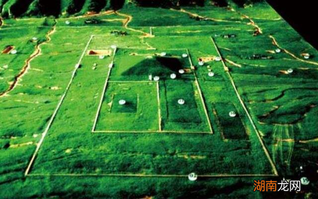 历史上秦始皇到底传位给了谁 秦始皇让谁继承皇位