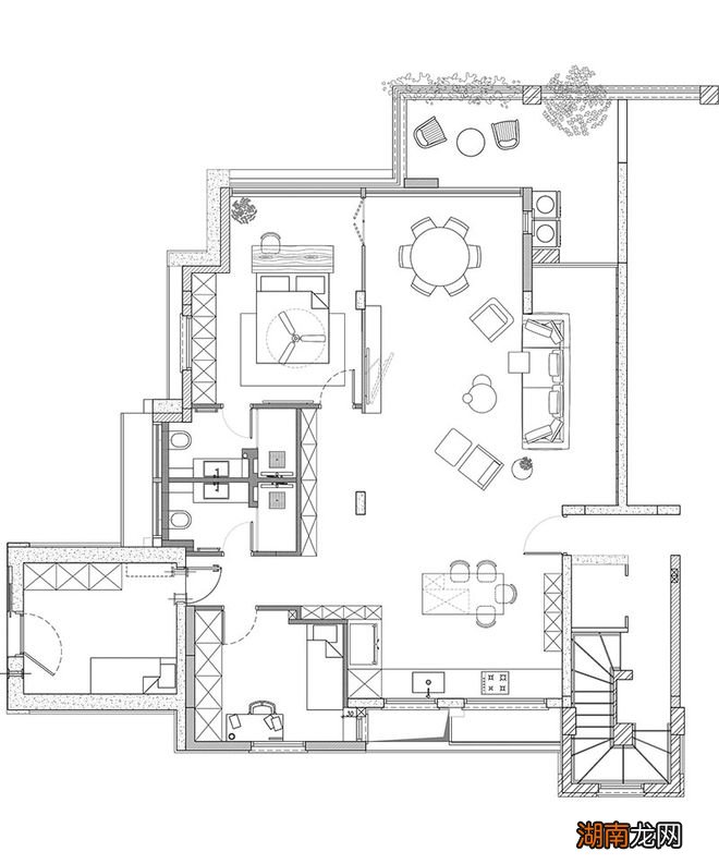 130㎡ 三居室，全开放客厅，连玄关都省了