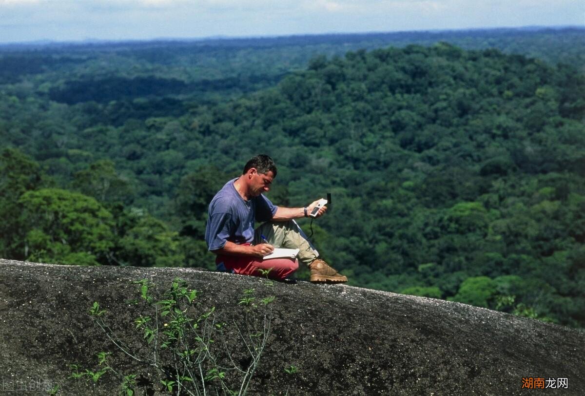 GPS面积测量仪的原理 gps工具箱测量地亩数准不准