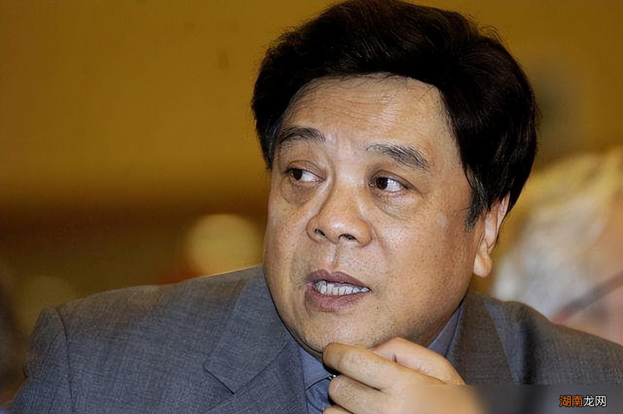 赵忠祥和饶莹是什么关系 赵忠祥和饶莹怎么回事