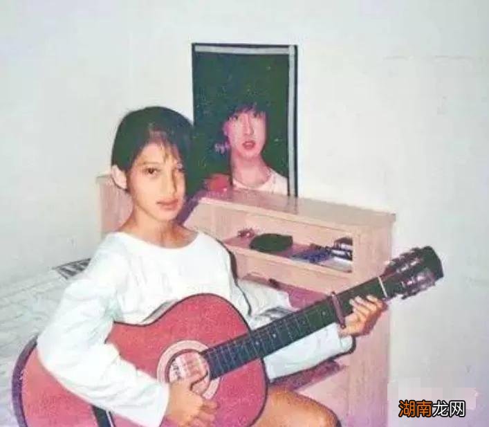 房祖名出生背景及经历介绍 房祖名简历资料个人简介