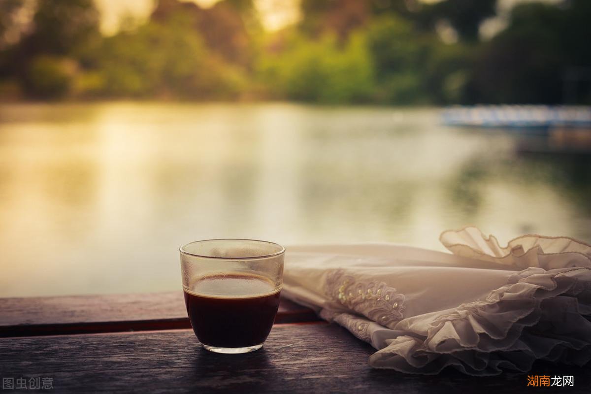 道德经中后其身而身先外其身而身存什么意思