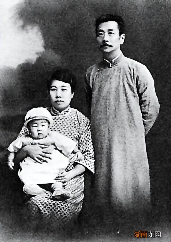 许广平与鲁迅先生的关系 许广平生平及真实长相