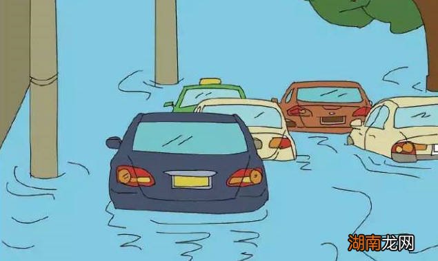 车泡水保险公司怎么赔偿