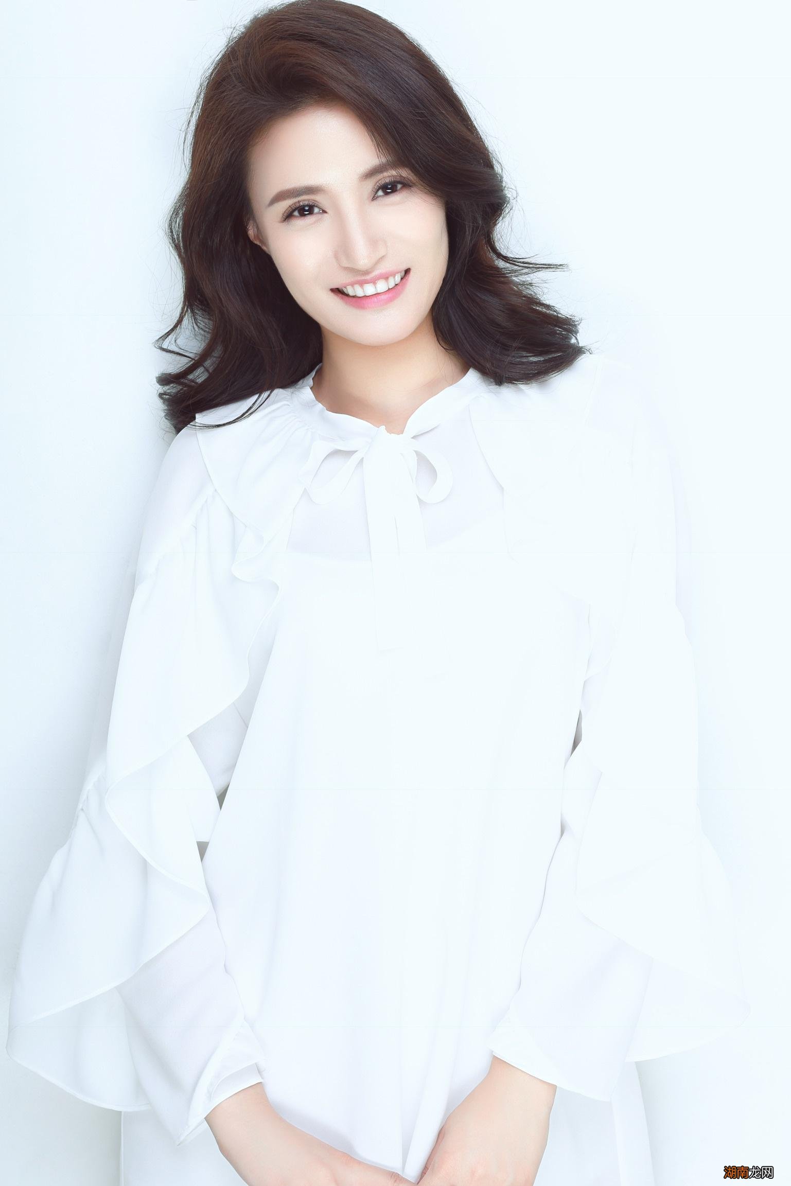 万美汐演过的电视剧安家后上热搜 万美汐个人简历