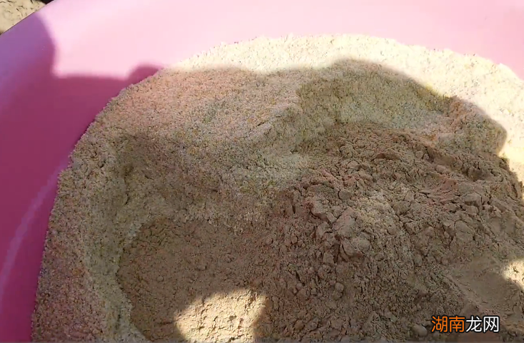 农户自制猪粪有机肥的简单方法 猪粪怎么处理成有机肥