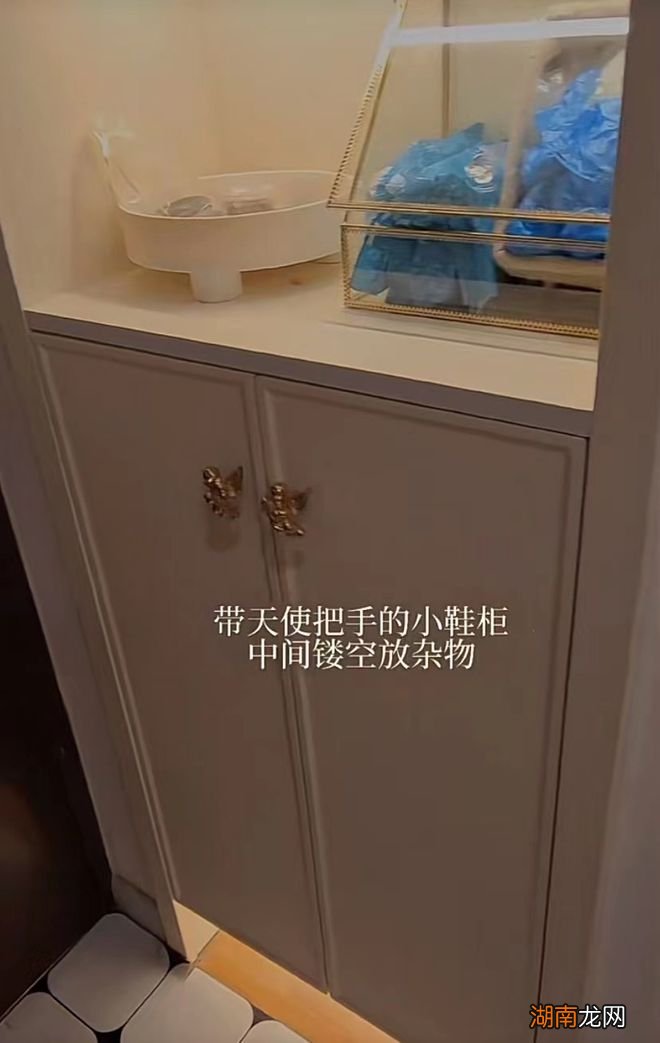 极繁主义惊呆网友！堪比大平层的25㎡法式复古迷你公寓，每件家具都美得独一无二！