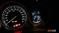 汽车刹车灯故障灯亮了是什么原因