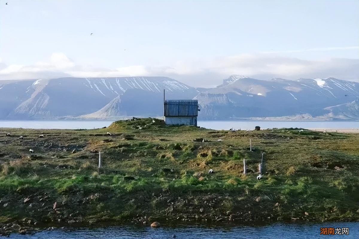 冰岛为何只有37万人口 冰岛位置世界地图及总面积