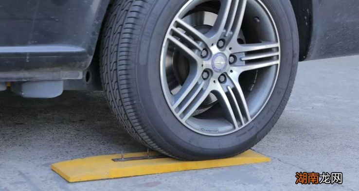 轮胎漏线了还能用多久