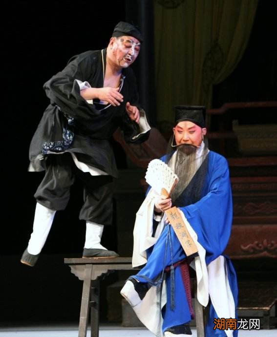 昆曲的曲词典雅、行腔婉转及表演细腻 百戏之祖是哪个戏种