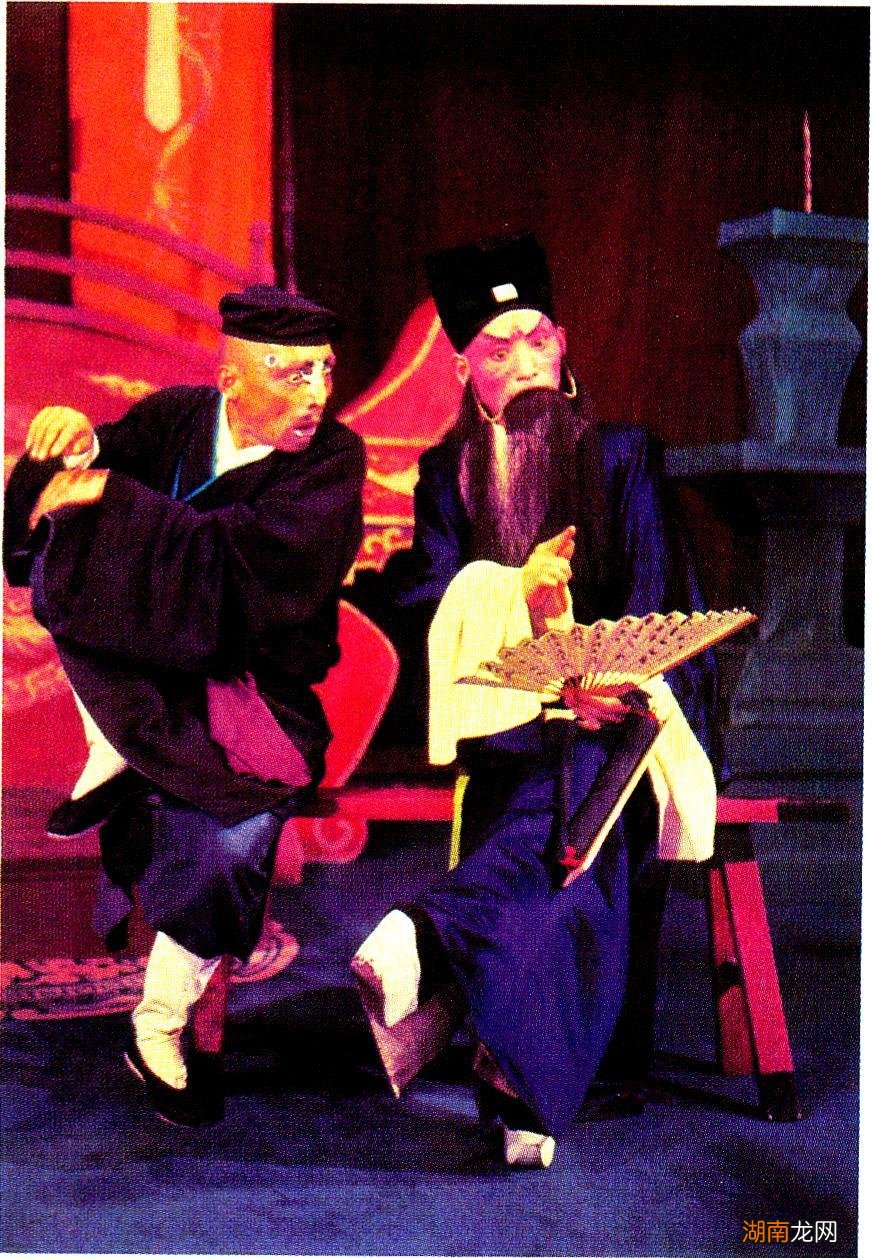 昆曲的曲词典雅、行腔婉转及表演细腻 百戏之祖是哪个戏种