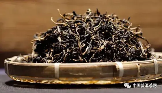 古树红茶的正确冲泡方法 古树晒红茶的特点及功效