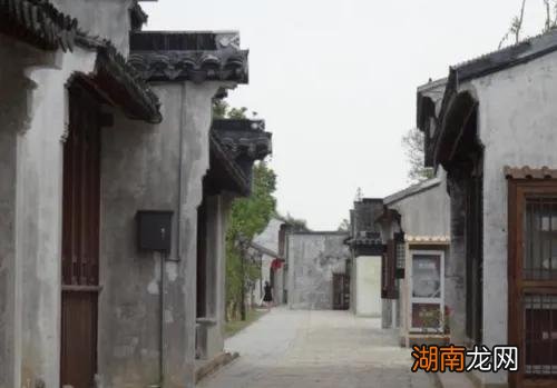 东高不算高,西高压断腰的说法有吗