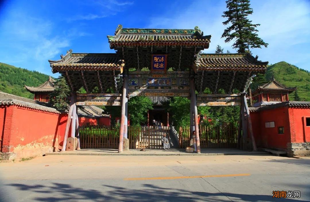 五台山佛门渊源及主要寺庙 佛教名山五台山在哪里