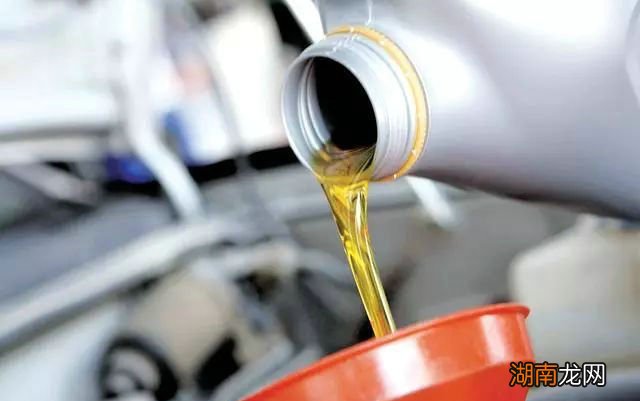 半合成机油开一年还能用吗