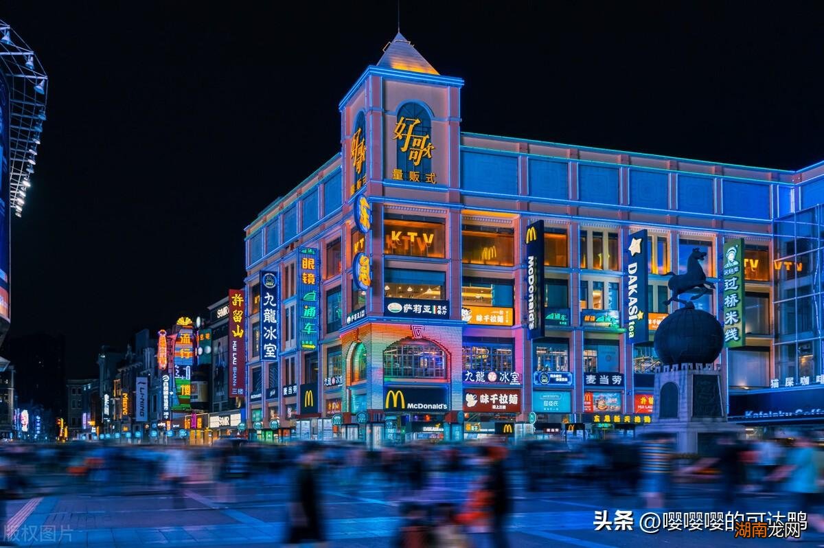 夜游广州哪些繁华步行街和美食街 广州最热闹的夜市在哪里