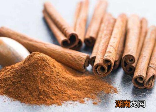 长得跟树皮一样的中药图片 像树皮的药材叫什么名字