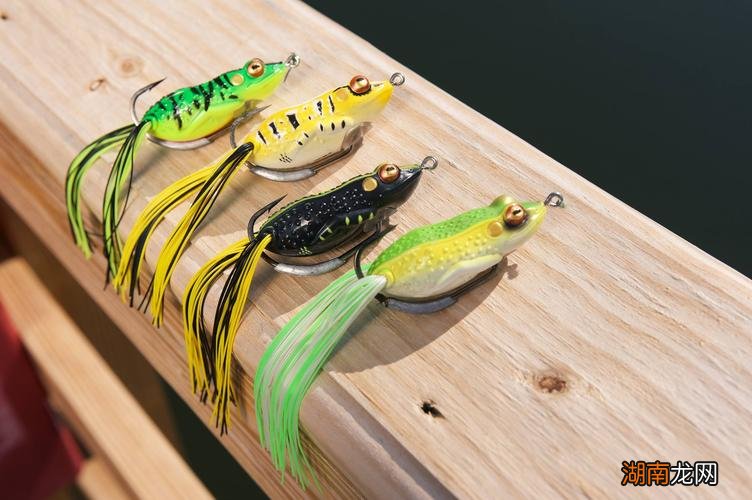 多种方式，选择自己喜欢的 路亚假饵与线的连接方法