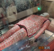 赵眜是不是赵胡？两人什么关系？