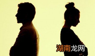 女孩子说你自大怎么回，女孩子说我自大