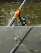 哪个更实用 钓鱼是买海竿好还是路亚竿好