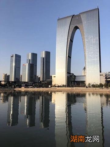 苏州金鸡湖大裤衩是什么酒店 苏州大裤衩在哪个区域位置